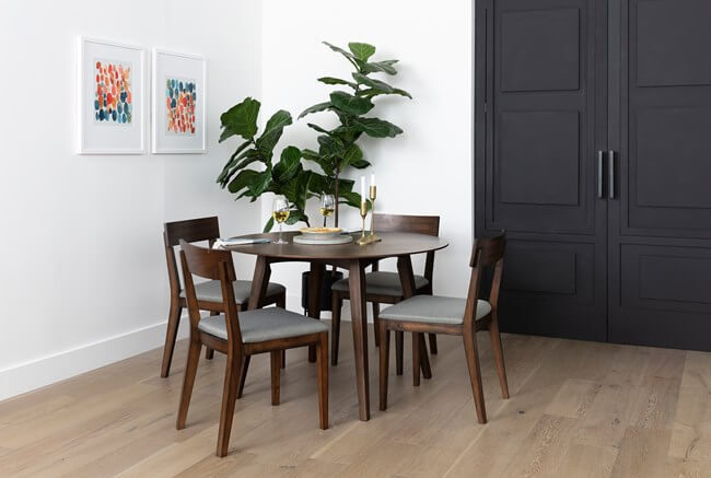 small round dining table for small space